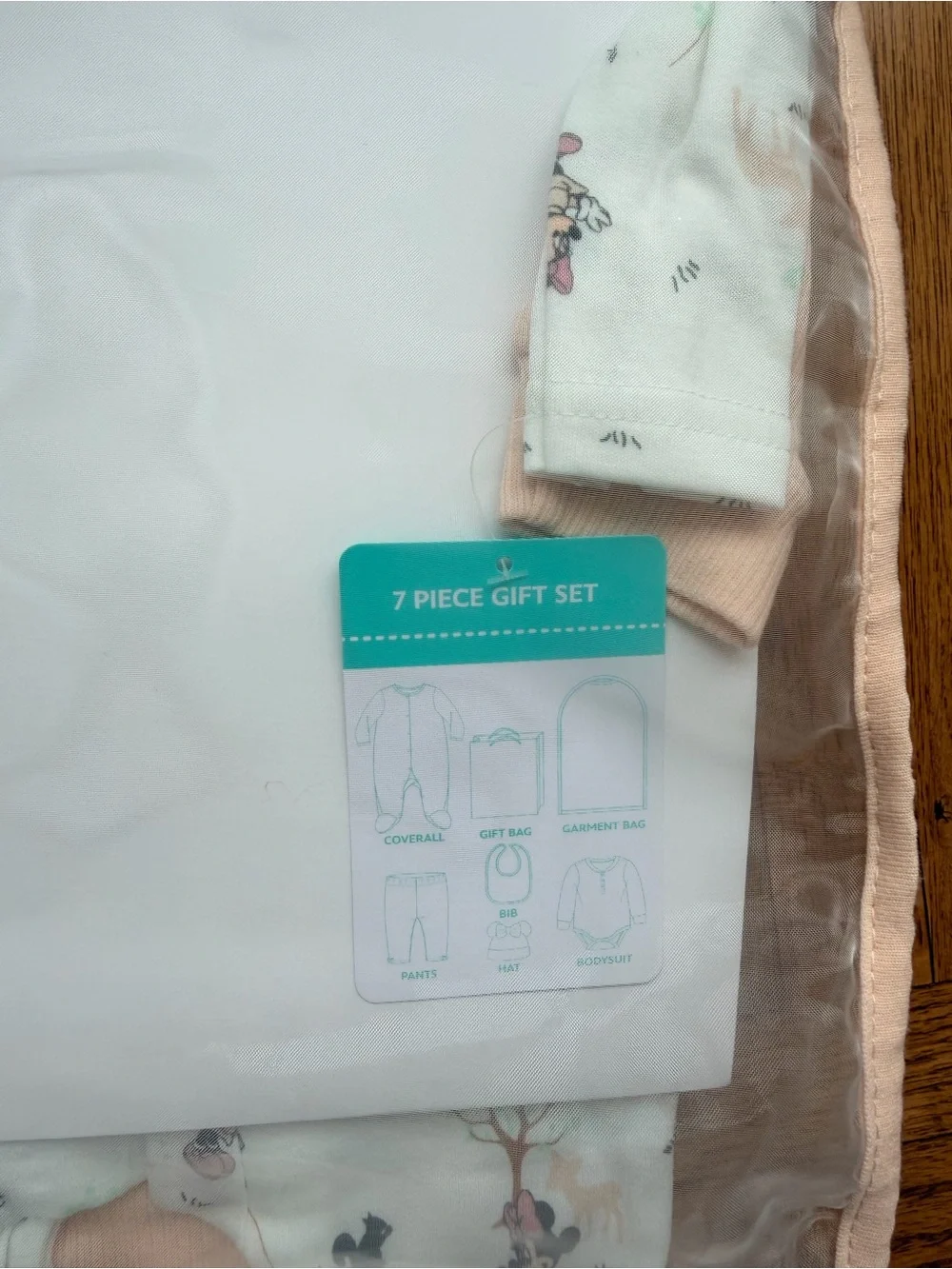 Disney gift set and matching set NEW